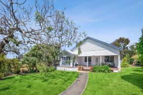 Esplanade Premium 33, Torquay